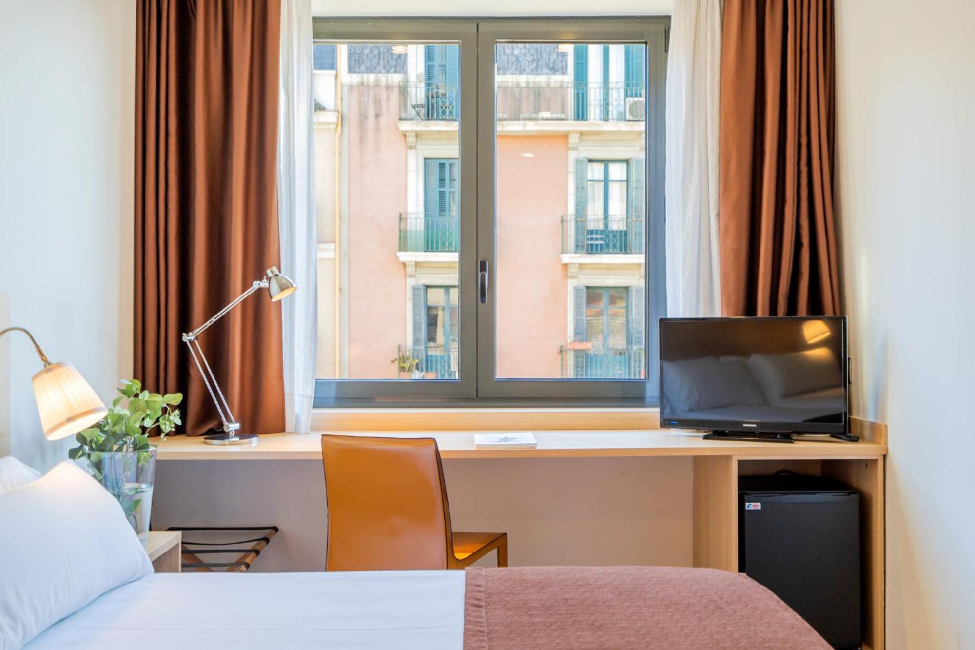 Hotel Glòries 3*